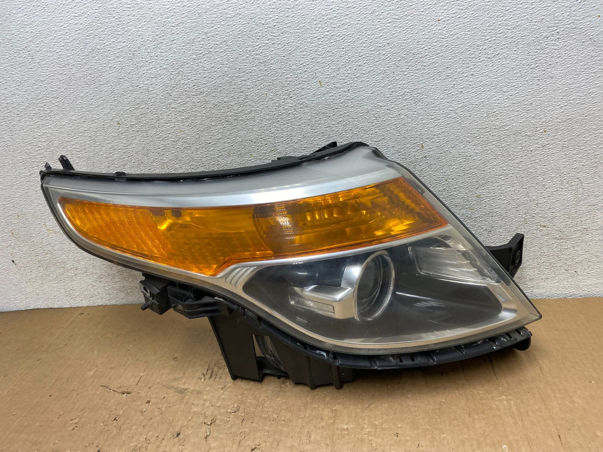 2011 to 2015 Ford Explorer Right Passenger Halogen Headlight AI9109 DW0