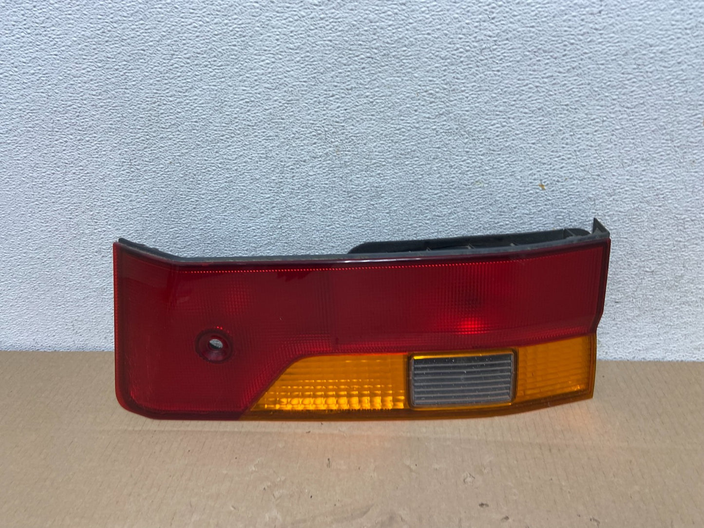 2002-2004 Honda Odyssey Right Passenger RH Side Tail Light Inner AG5858 DW0