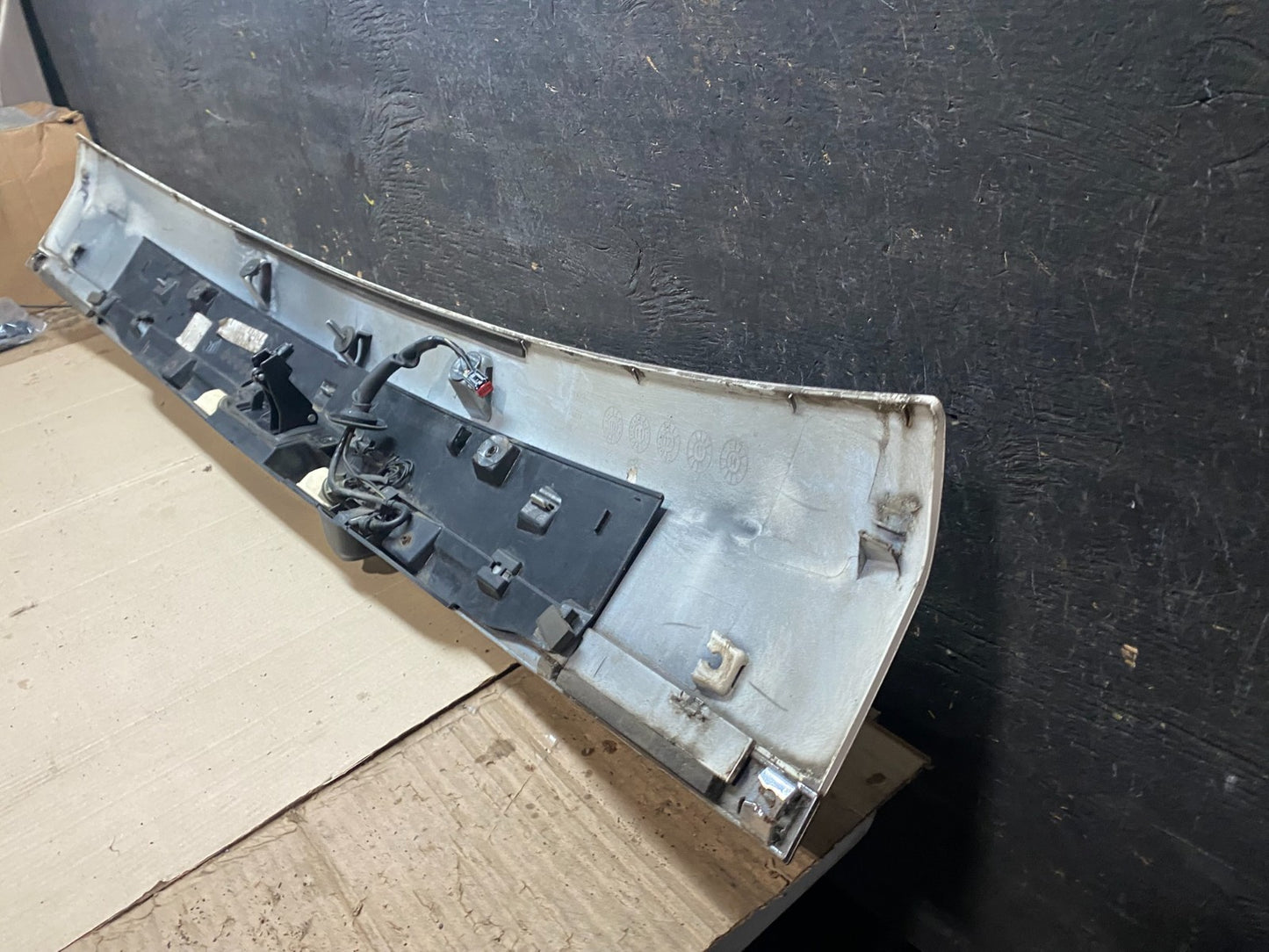 2011 to 2016 Chrysler Town & Country Tailgate Trim w/ Camera Panel OEM X0258 DG11