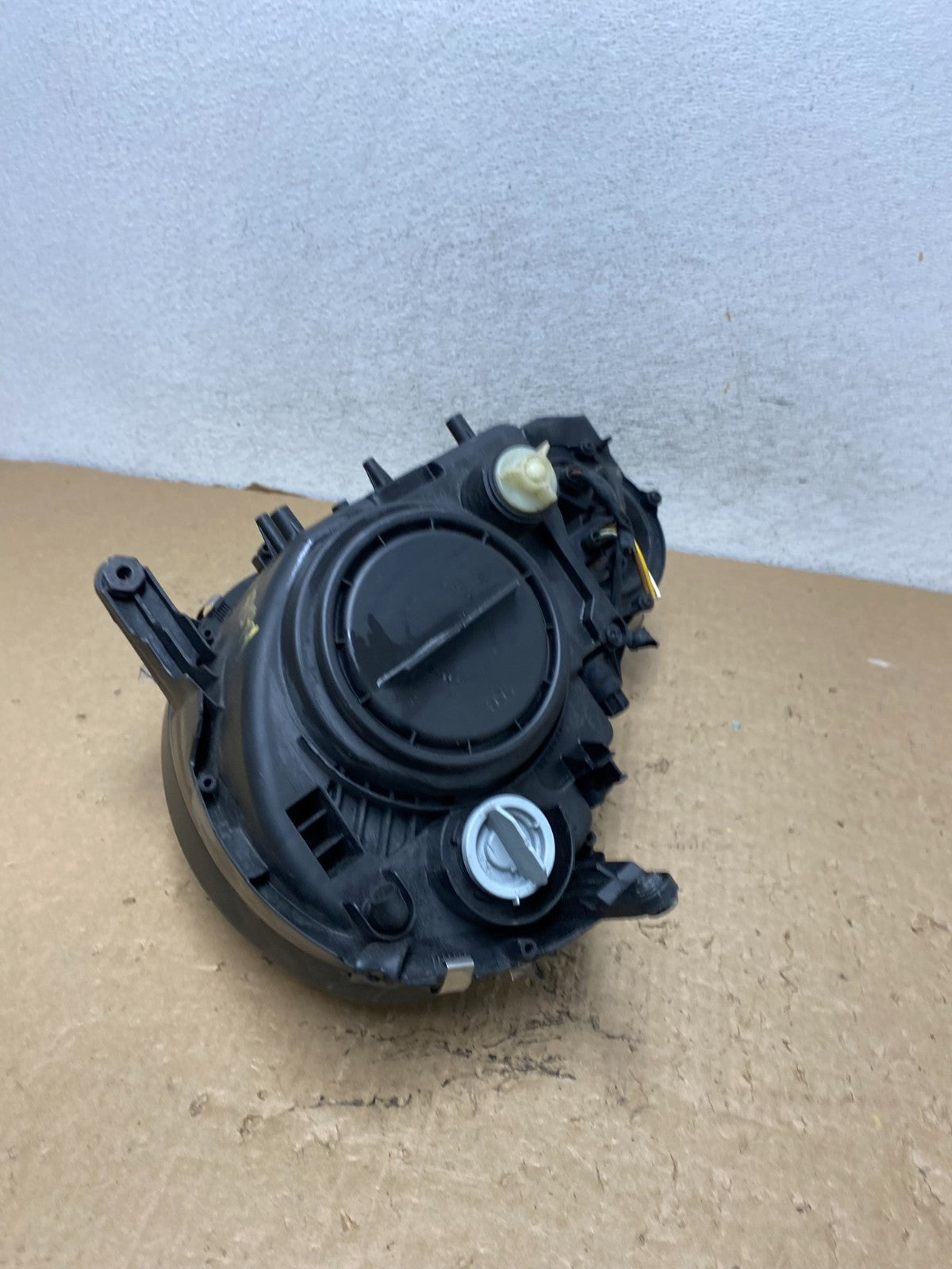 2003-2006 Mercedes E E320 E350 Class Right Passenger Halogen Headlight AF8199 DW6