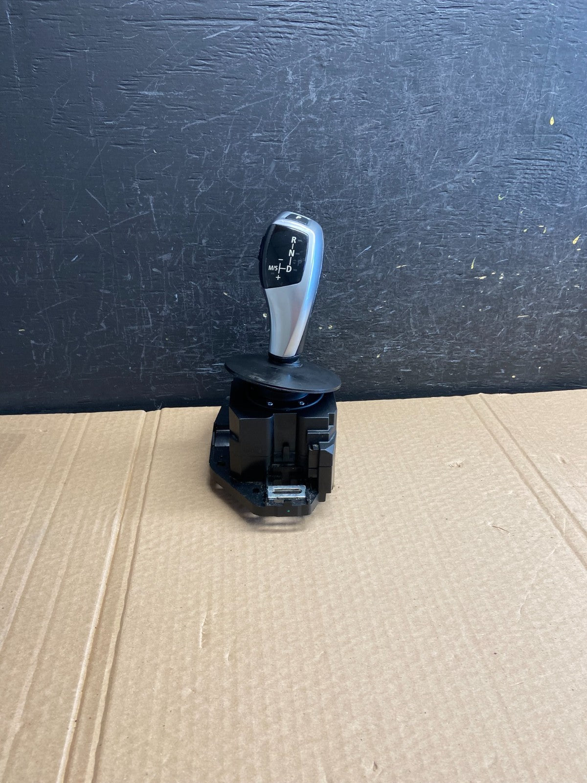 2008-2010 BMW 528I 535I E60 Auto Gear Selector Transmission Shifter AF6114 DG0