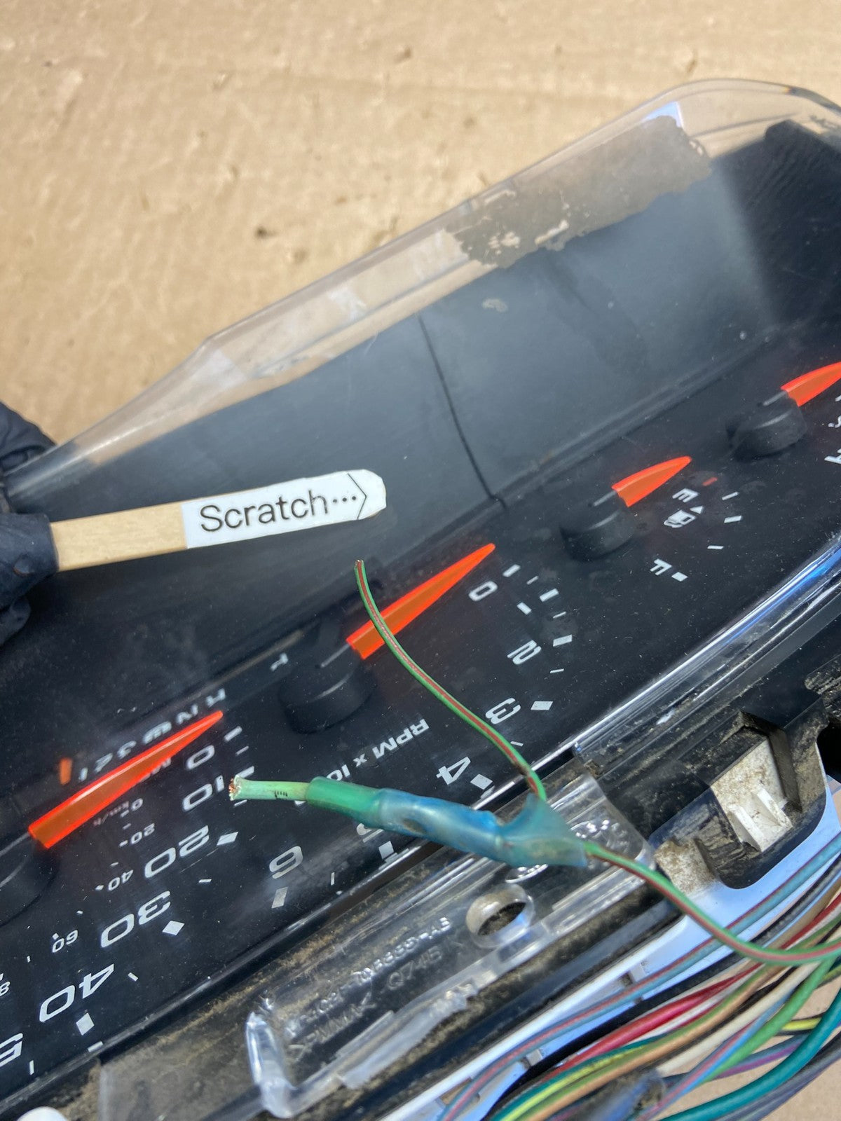 2006 Ford E350 Gauge Speedometer Cluster AI6409 DW3