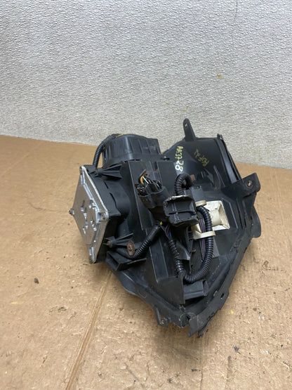 2006 to 2011 Cadillac DTS Left Driver Lh Xenon Hid Headlight Oem AA3728 DW11