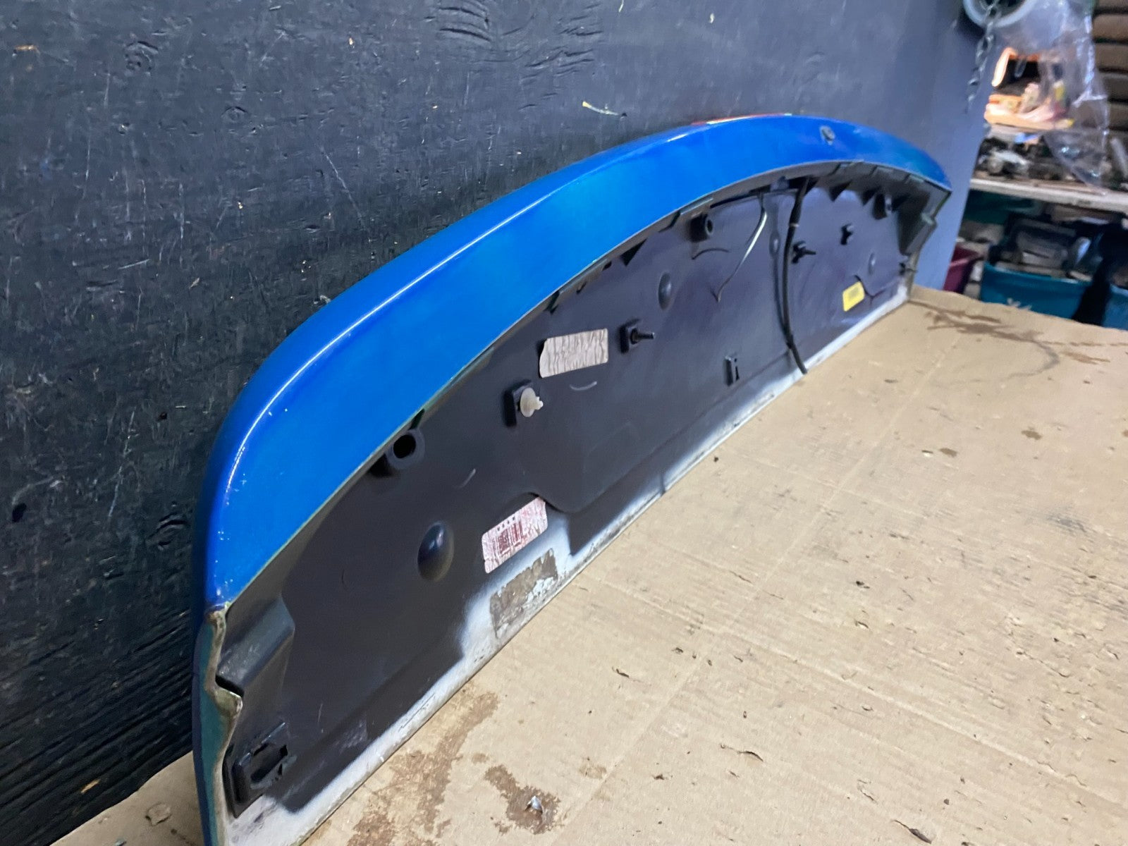 2011 to 2019 Dodge Grand Caravan Rear Upper Wing Spoiler W/Brake Light u6469 DG10