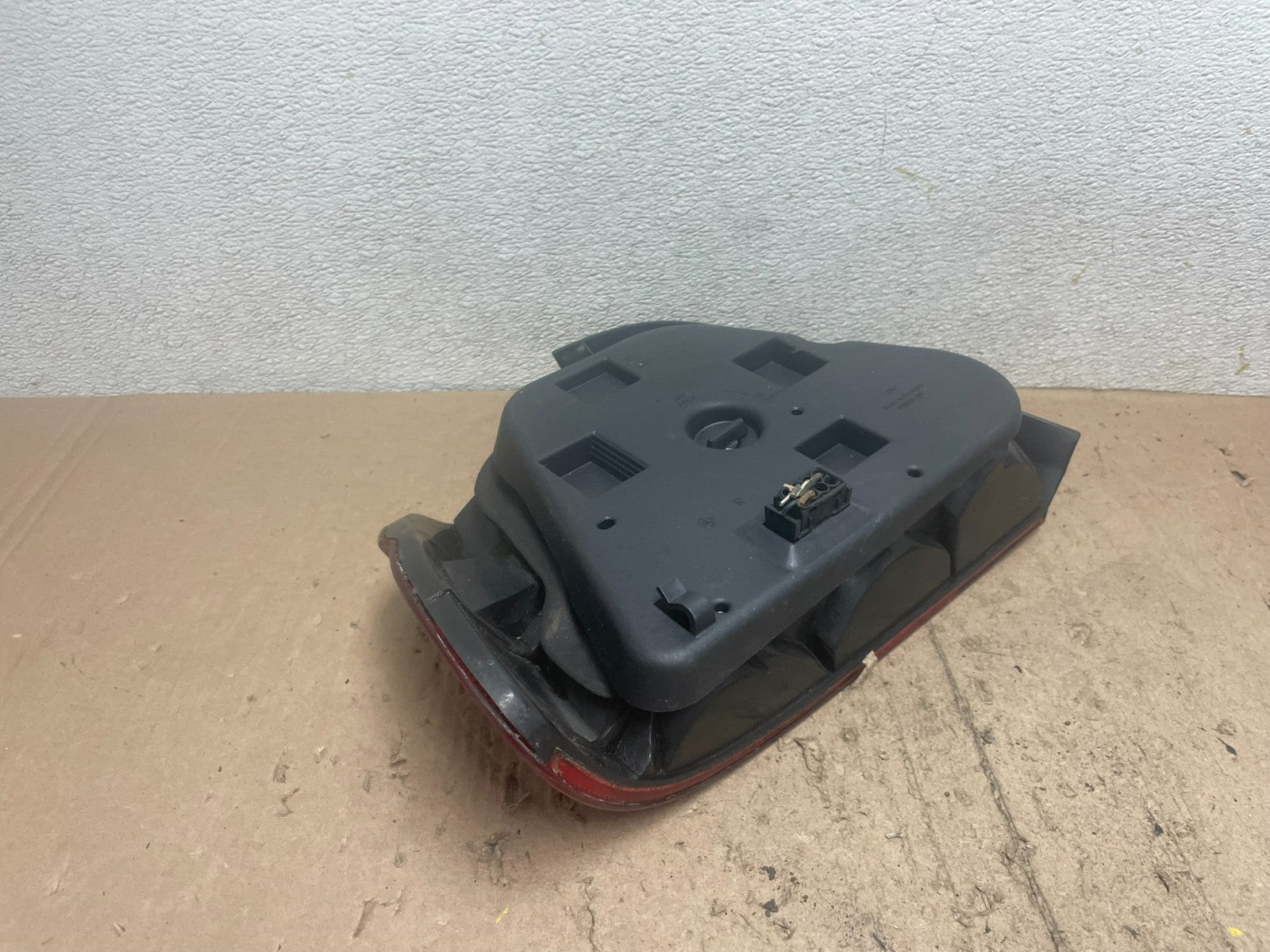 1996-2000 BMW 5-SERIES E39 528i 540i Right Passenger Side Rh Tail Light Q5335 DW6