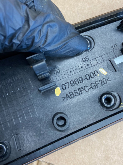 2008-2014 Mercedes Benz C Coupe W204 Cover Panel Center Air Vent AF1804 DG5