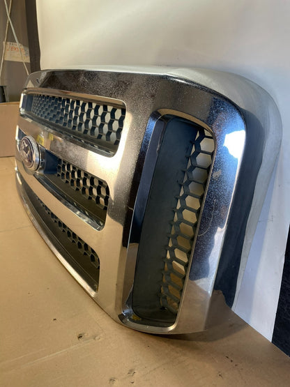 2005 to 2007 Ford Super Duty F250 Front Upper Grill Grille Aftermarket AJ0692 DG1