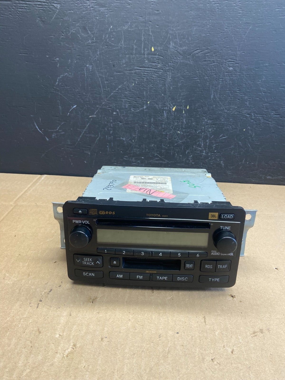2003 to 2006 Toyota Tundra Sequoia AM/FM OEM Radio CD Player AB9317 DG0