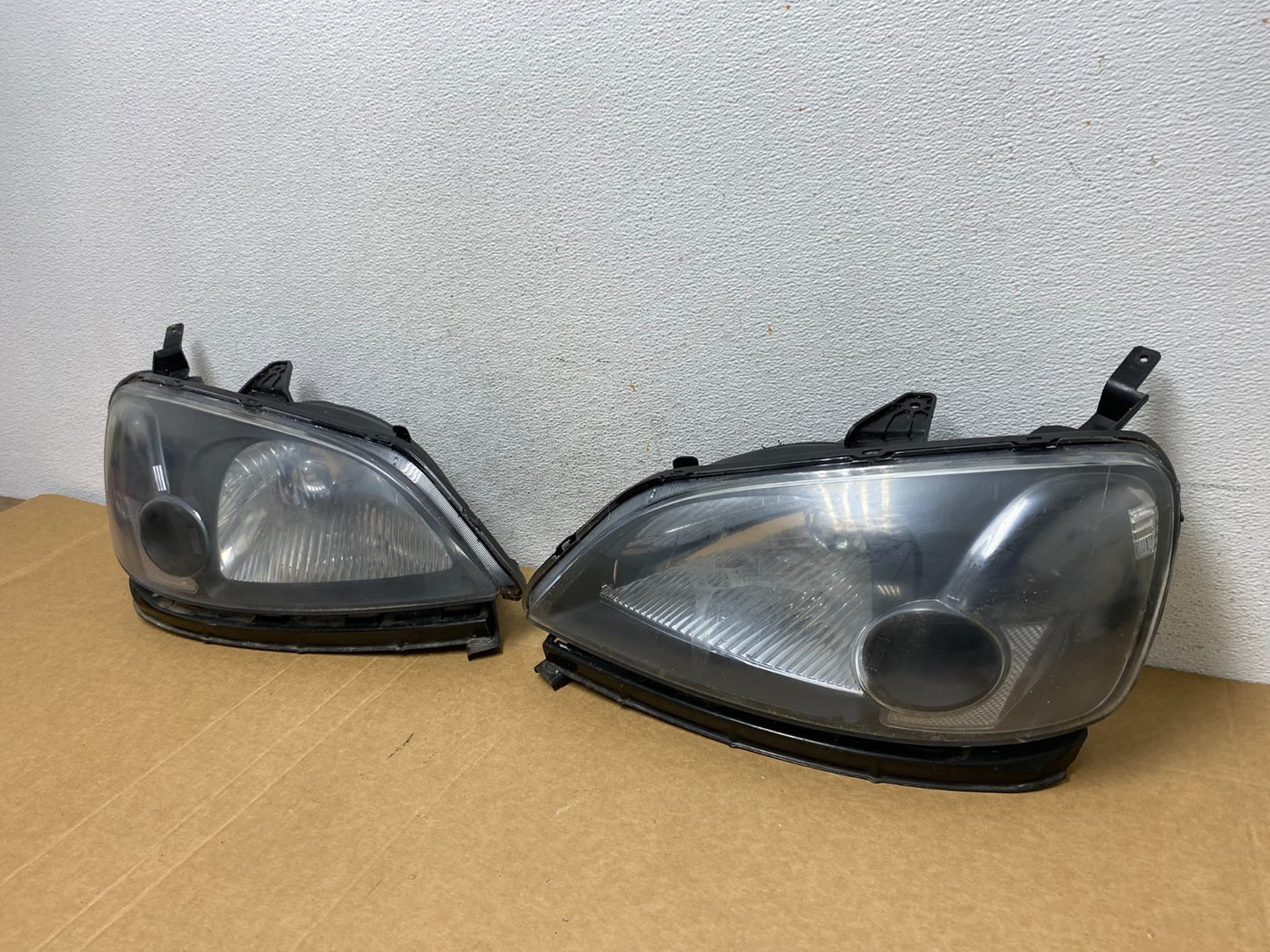 2001 - 2003 Honda Civic Coupe Headlights Halogen Left+Right Side AD5290 DW1