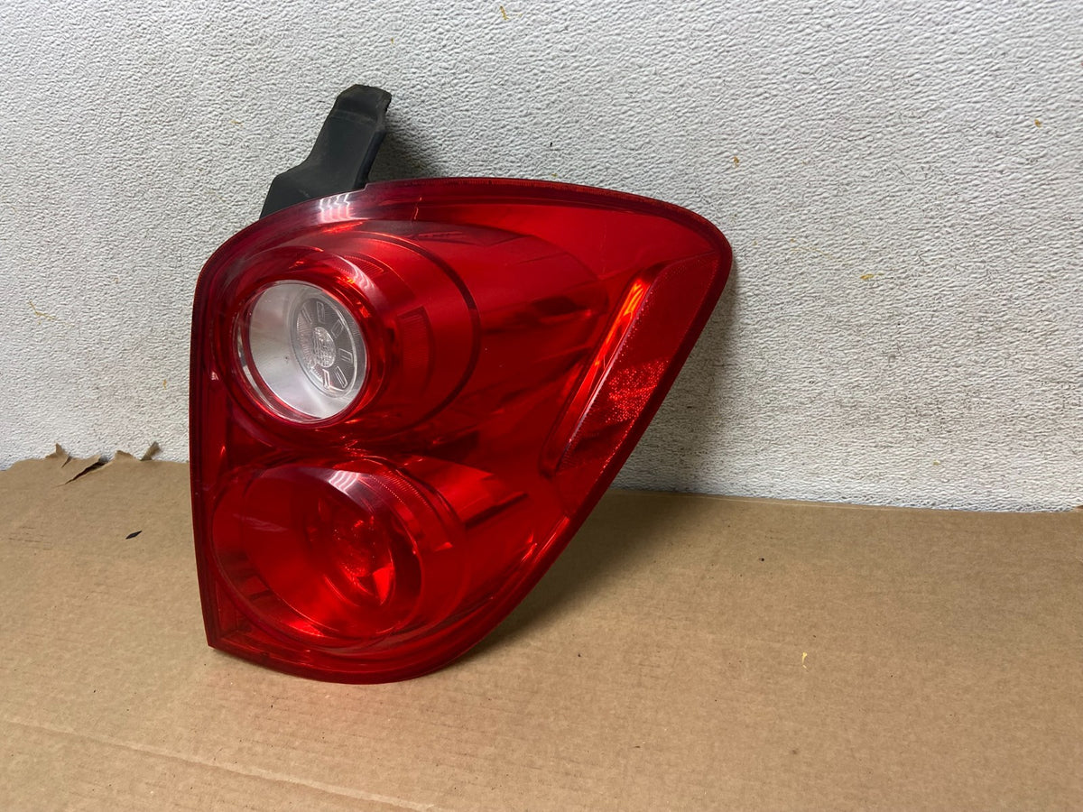 2010 to 2015 Chevrolet Equinox Right Passenger Rh Side Tail Light AH3105 DW2