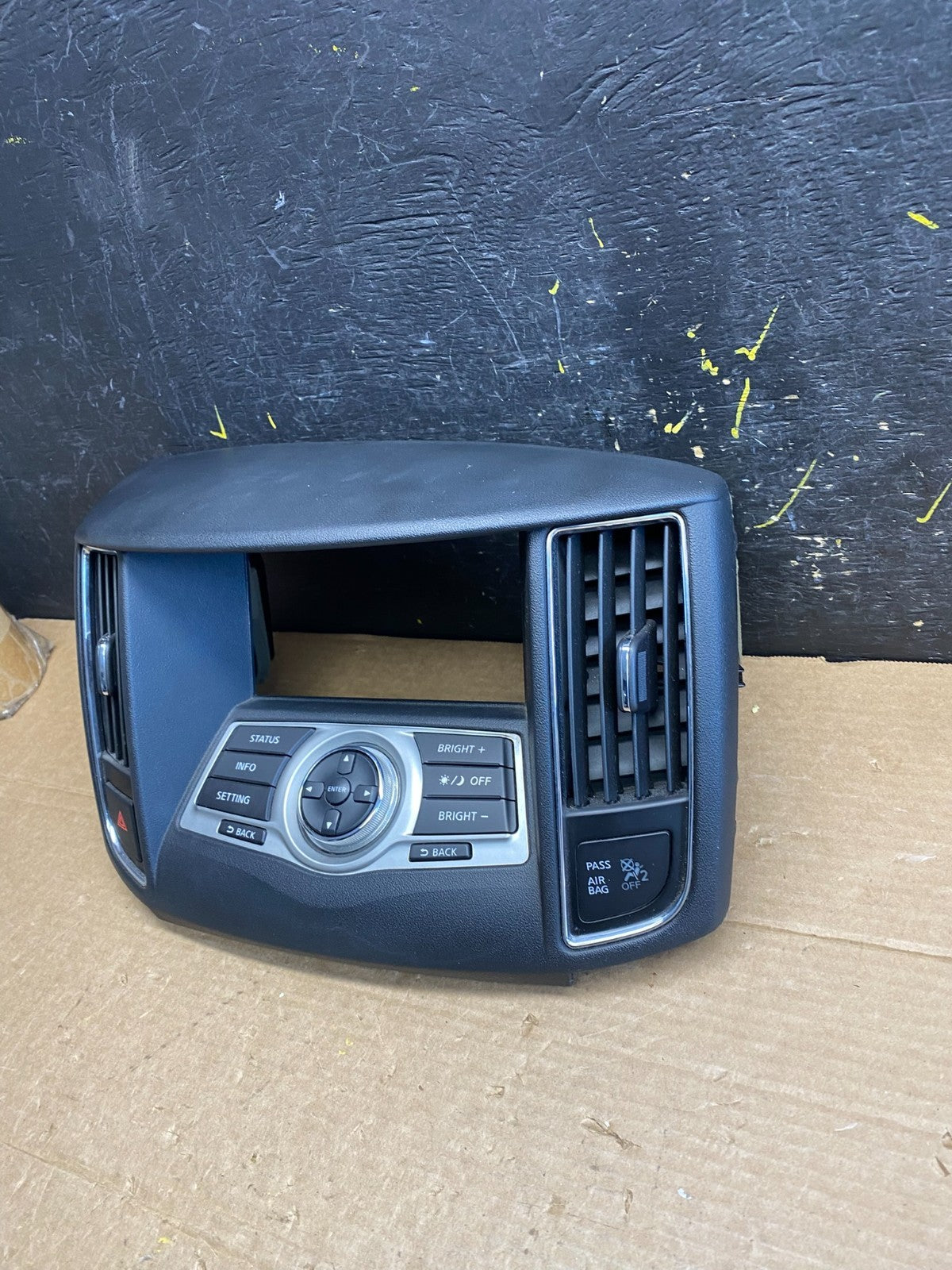 2009 to 2014 Nissan Maxima Radio Audio Panel Control Bezel Trim  W1642 DG2
