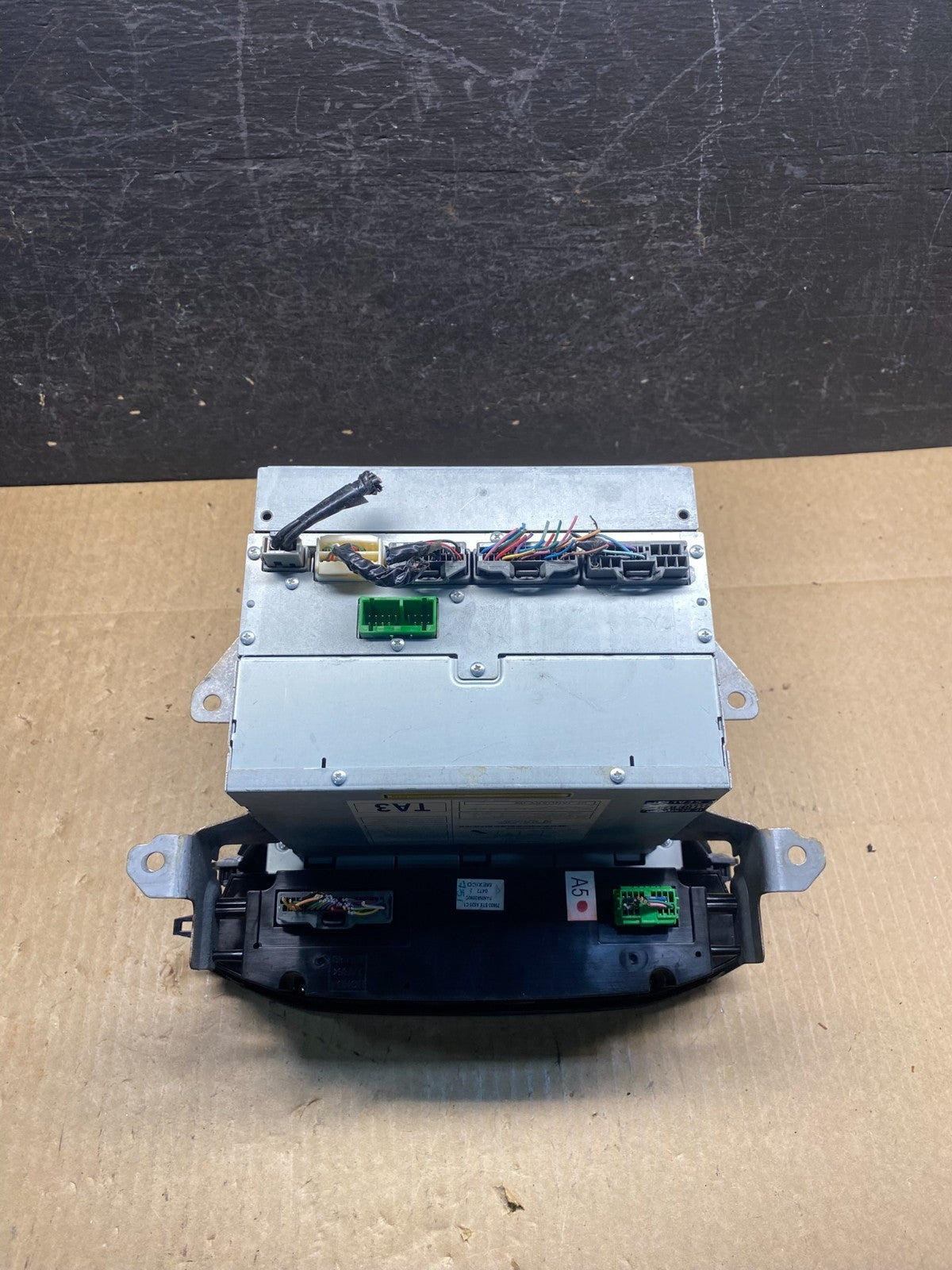 2007 to 2009 Acura Mdx Radio Stereo 6 CD Player Climate Control Pan OE AG7335 DG5