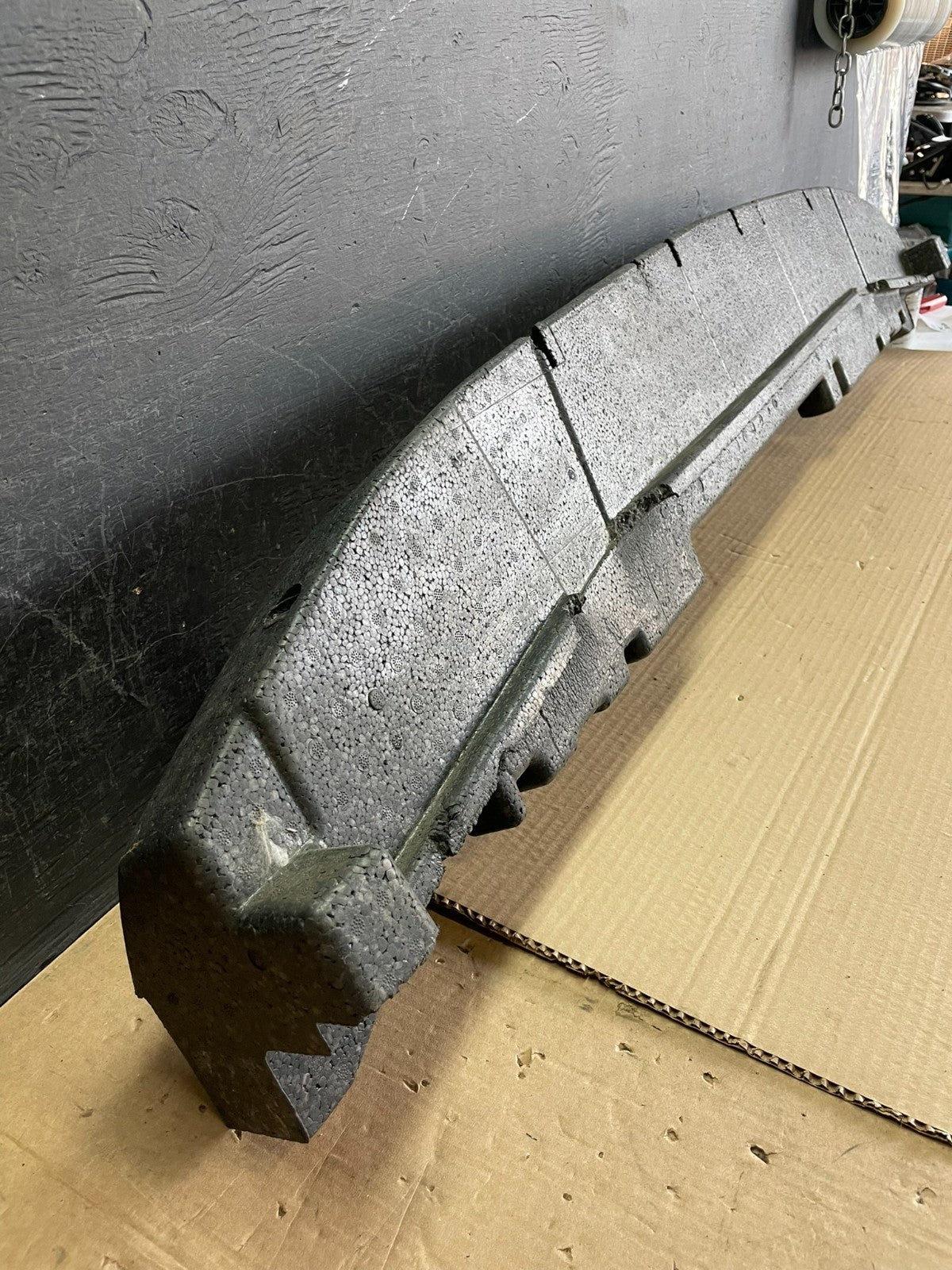 2007 to 2014 Chevrolet Tahoe Front Bumper Center Support Absorber af3404 DG2