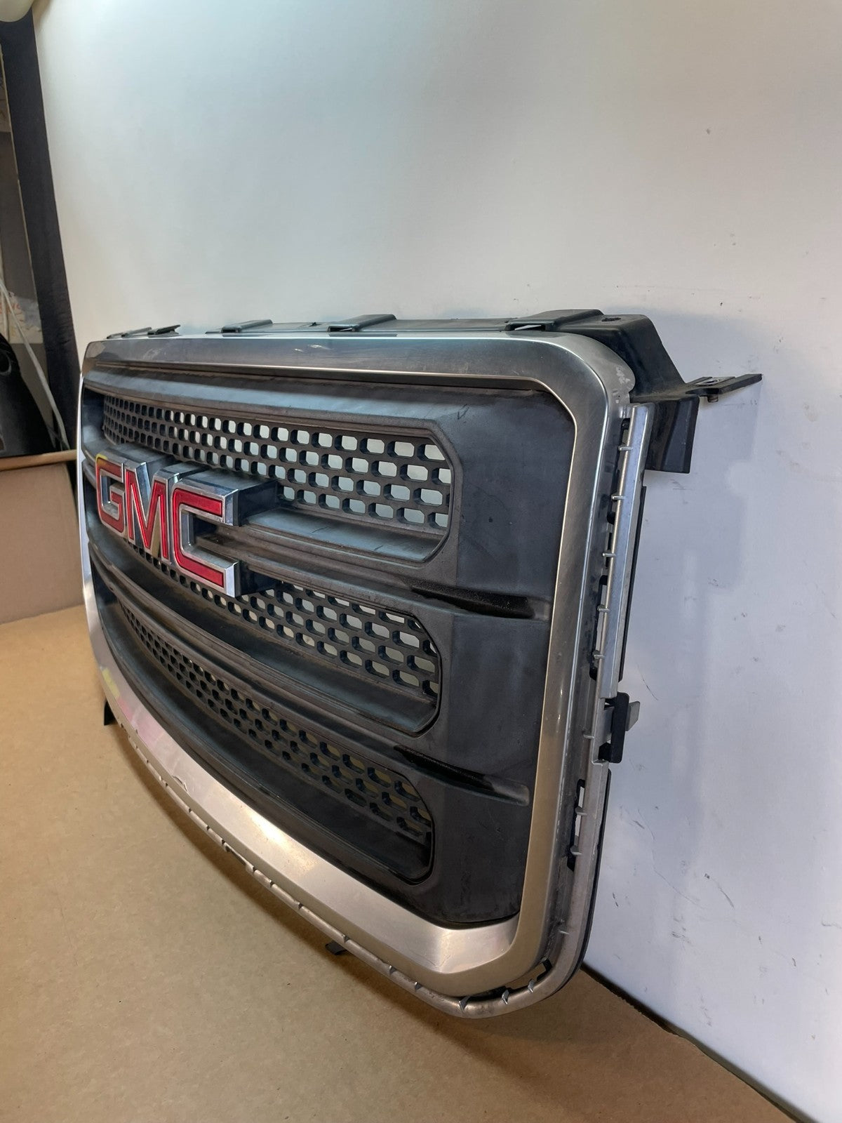 2013 2014 2015 GMC Acadia Front Upper Grill Grille AF8564 DG1