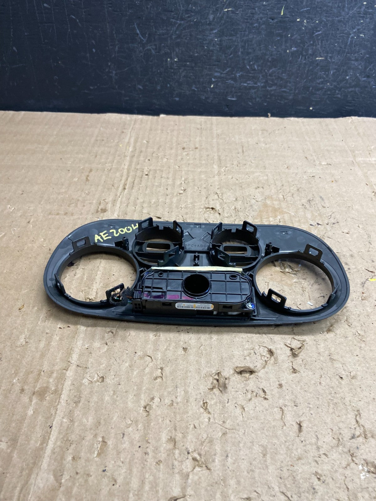 2012 - 2017 Fiat 500 Heated Seat Fog Light Control Switch Bezel ae2004 DG4