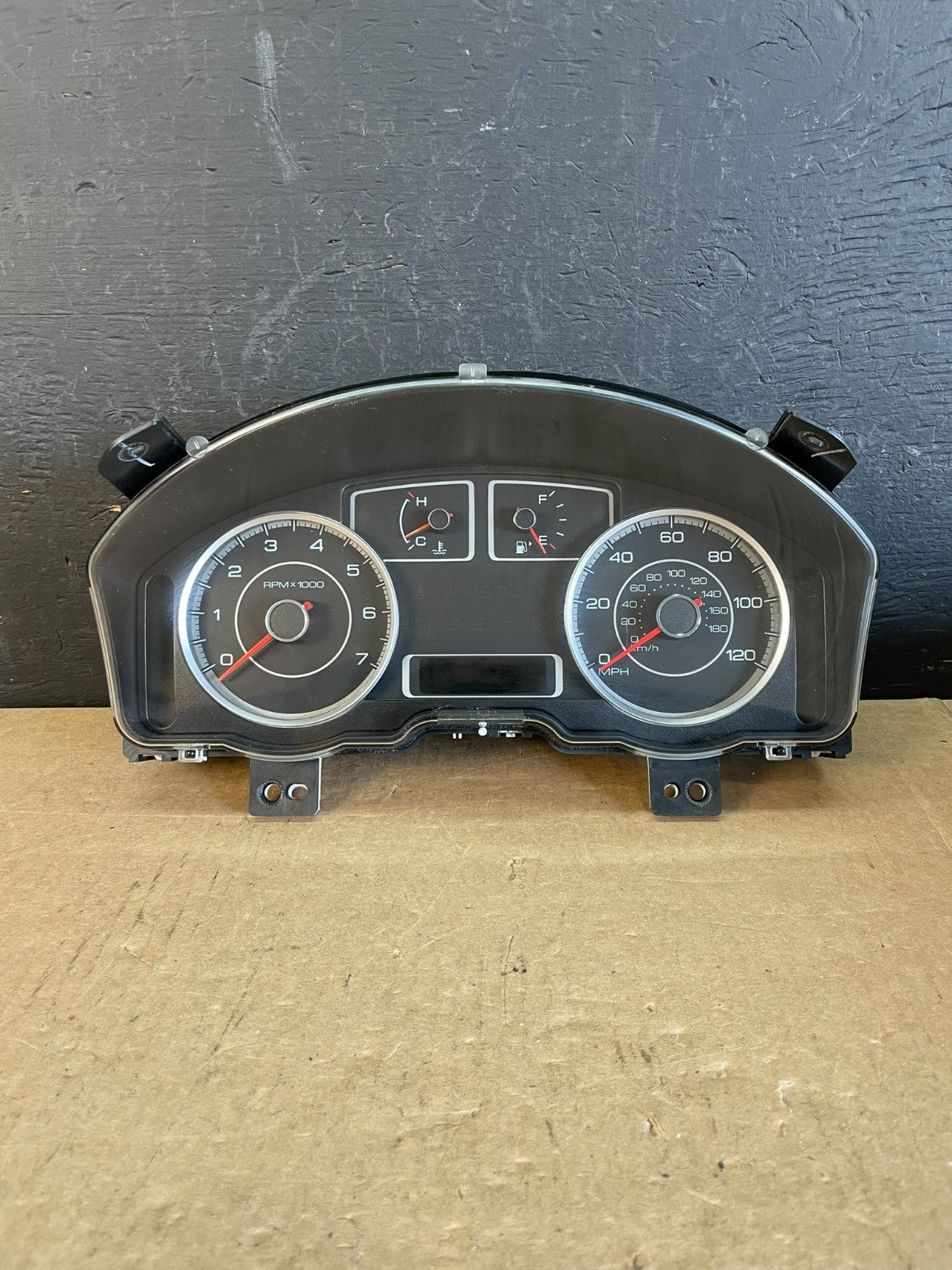 2007 Ford Five Hundred 500 Speedometer Cluster Gauge ad0396 DG0