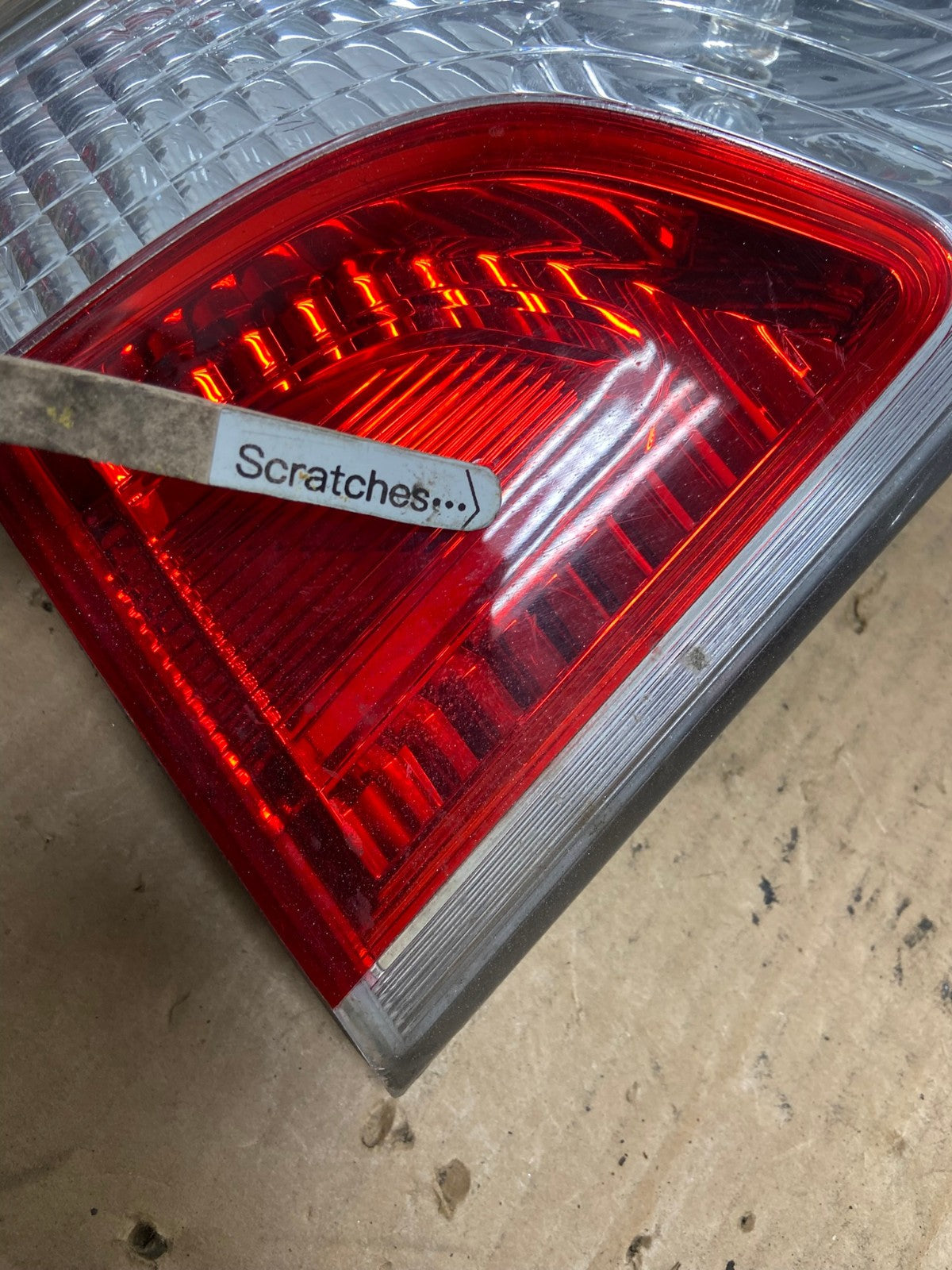 2013 to 2016 Nissan Pathfinder Right Passenger Inner Tail light AD2418 LK3