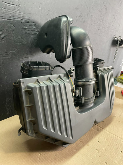 2007 to 2010 BMW E70 X5 N62 Air Intake Cleaner Filter 7548896 OEM AB7840 DG2