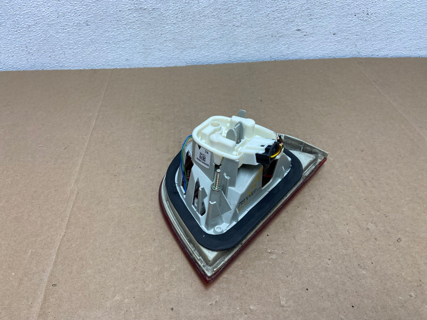 2009 2010 2011 BMW 3 328i 335i E90 Right Passenger RH Tail Light Inner AC5595 LK4