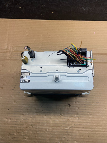 2011 to 2012 Chevrolet Equinox Cruze Radio Cd Receiver 20983517 AE2578 DG5