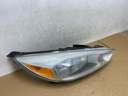 2015-2017 Ford Focus Right Passenger Rh Side Halogen Headlight AI3262 DW2