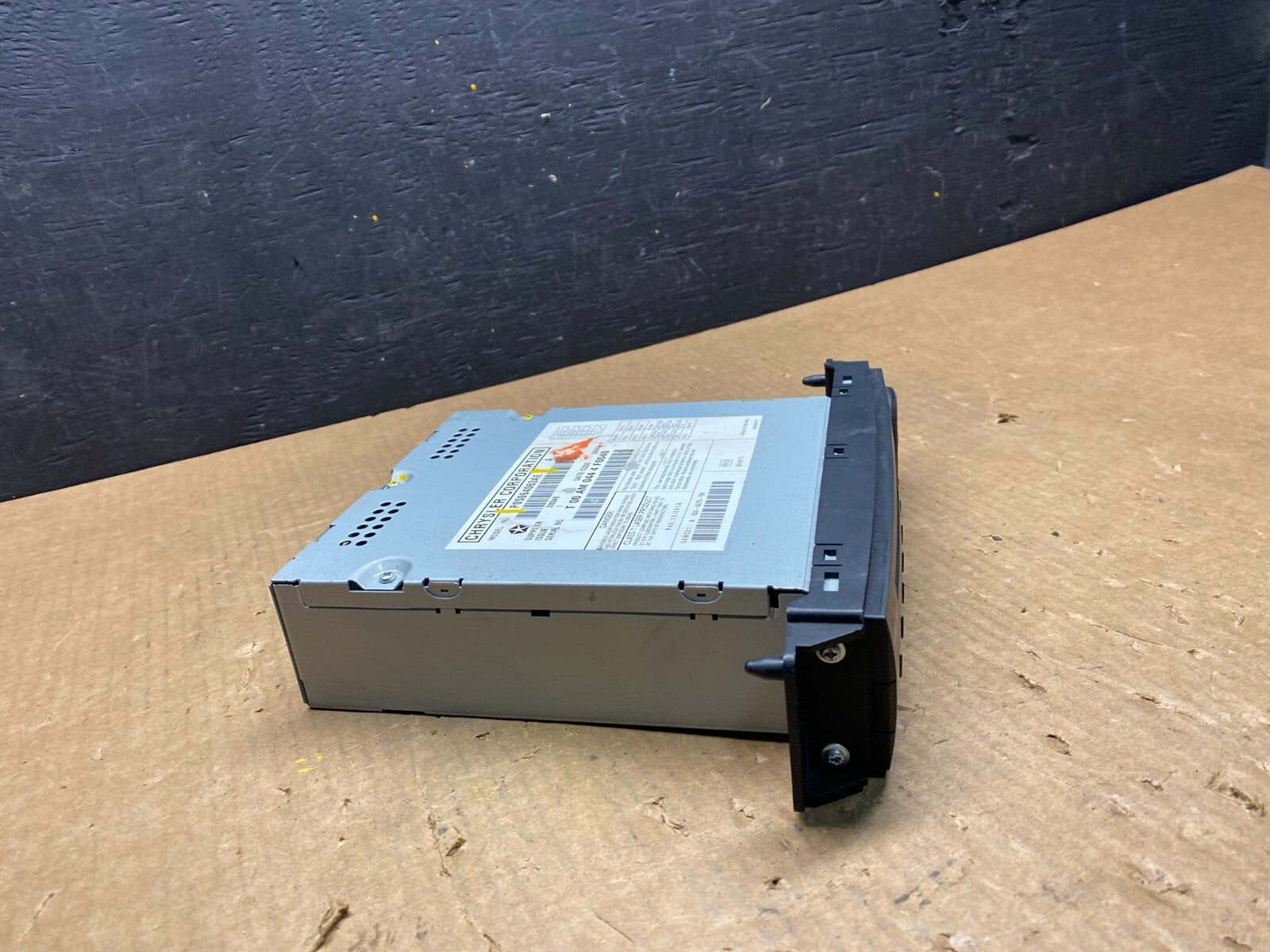2003-2006 Dodge Chrysler Caravan Town Country DVD Player t8732 DG1
