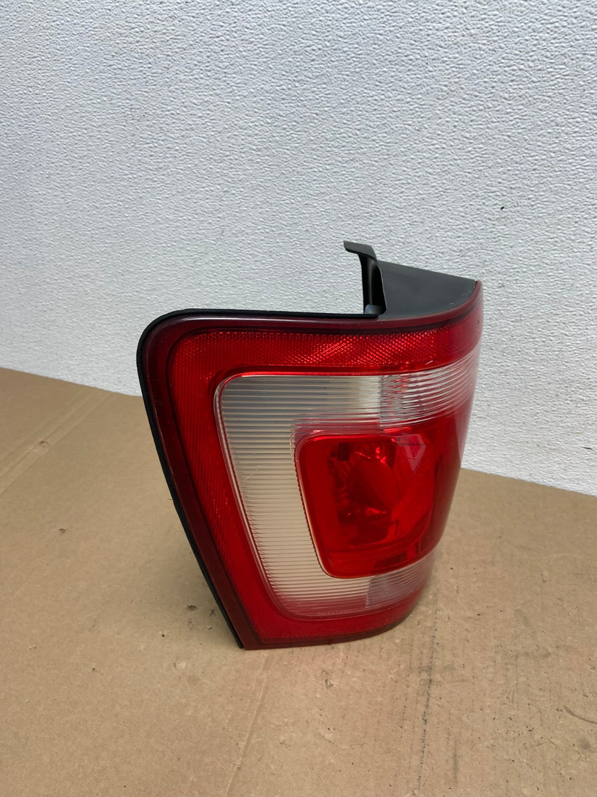 2008 to 2012 Ford Escape Left Driver LH Side Tail Light AC5719 LK2