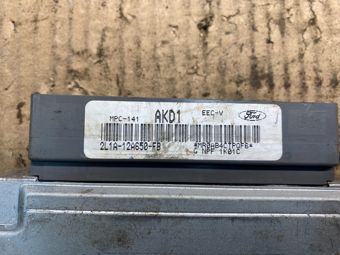 2002 Ford Expedition Engine Control Computer Module ECM ECU AE8040 DG2