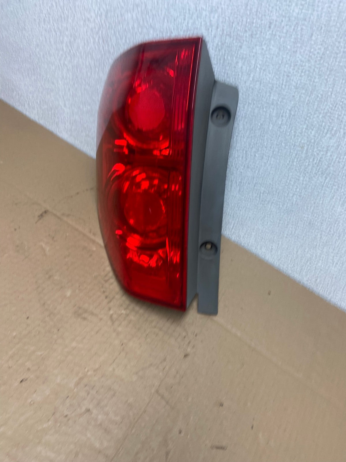 2003 2004 2005 Honda Pilot Left Driver LH Side Tail Light AB6152 LK1