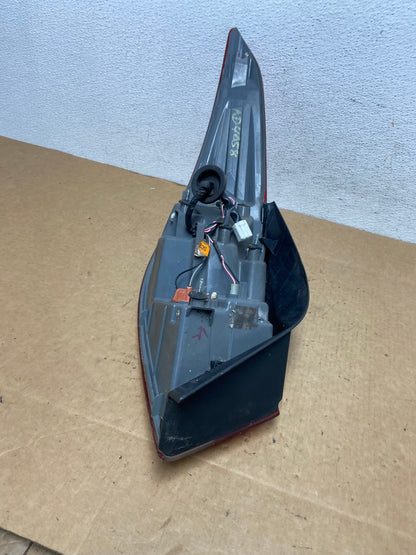 2011 2012 2013 Hyundai Elantra Sedan Right Passenger Tail Light AD4658 LK5