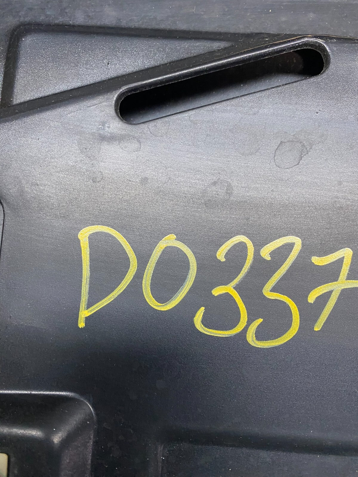 2007 to 2013 BMW X5 Trunk Hatch Spoiler 7157689 D0337 OEM DG111
