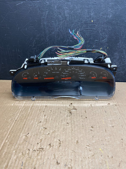 2006 Ford E350 Gauge Speedometer Cluster AD6901 DG0