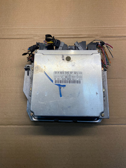 1998 2000 Mercedes Benz ML320 Engine Computer Ecu Ecm AE8073 DW0