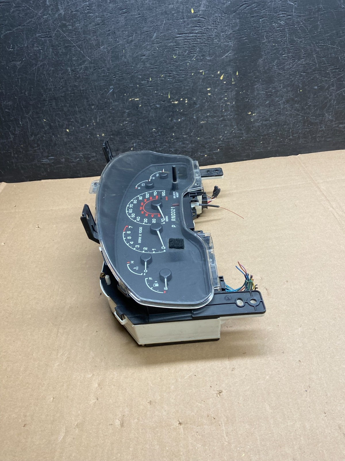 2001 2002 2003 Ford Explorer Speedometer Cluster Gauge AI6248 DG1