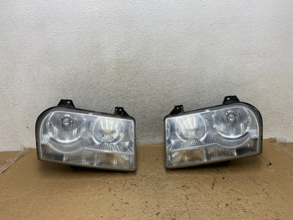 2005 2006 2007 Chrysler 300 Left+Right Halogen Headlights AH9283 DW0