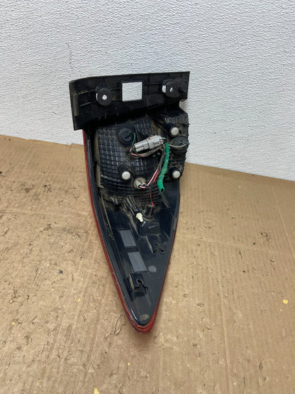 2018 to 2021 Subaru XV Crosstrek Right Passenger RH  Tail Light Oem ac0246 DG5
