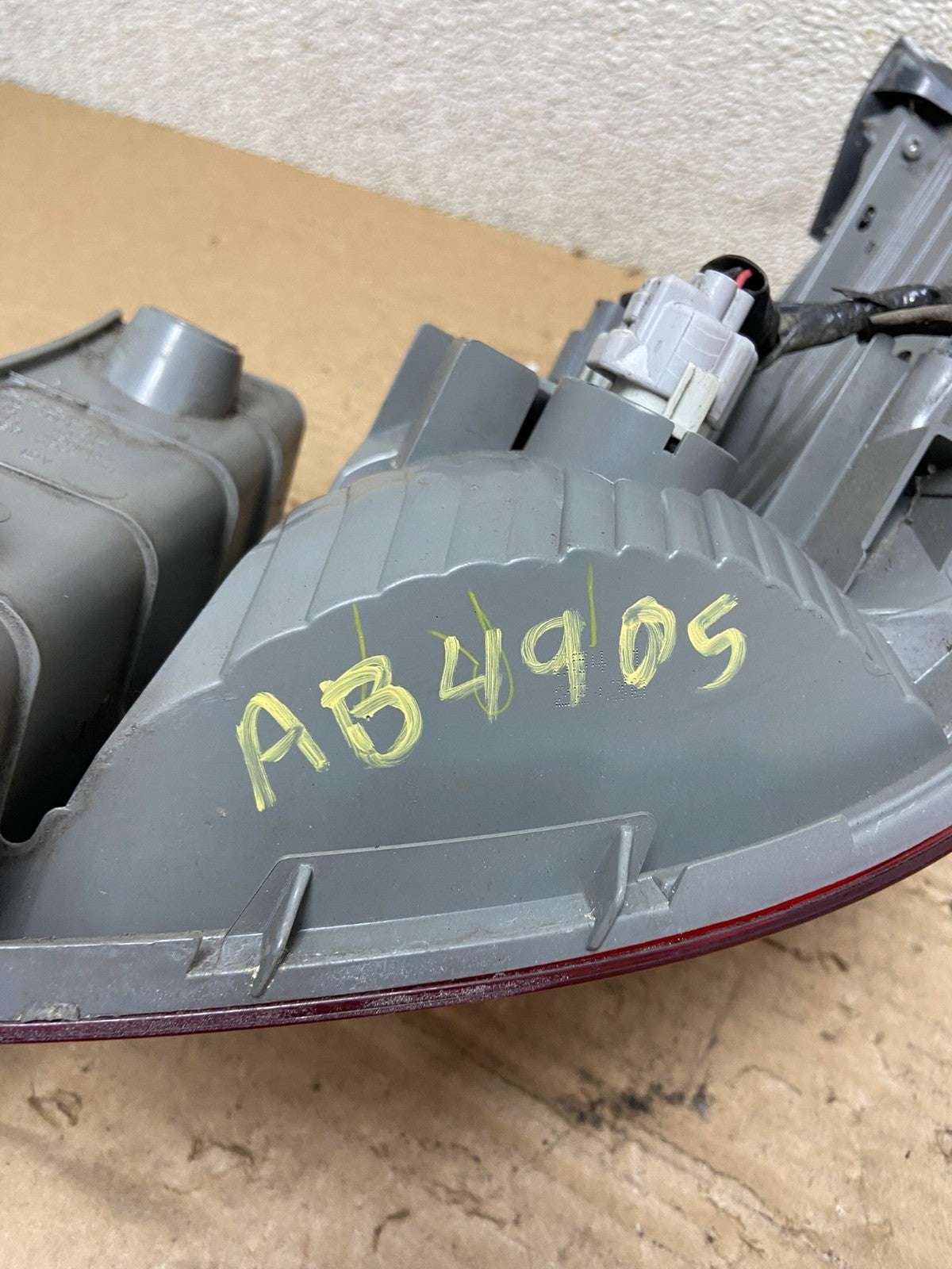 2011 2012 2013 Honda Odyssey Left Driver Side Tail Light OEM AB4905 LK6