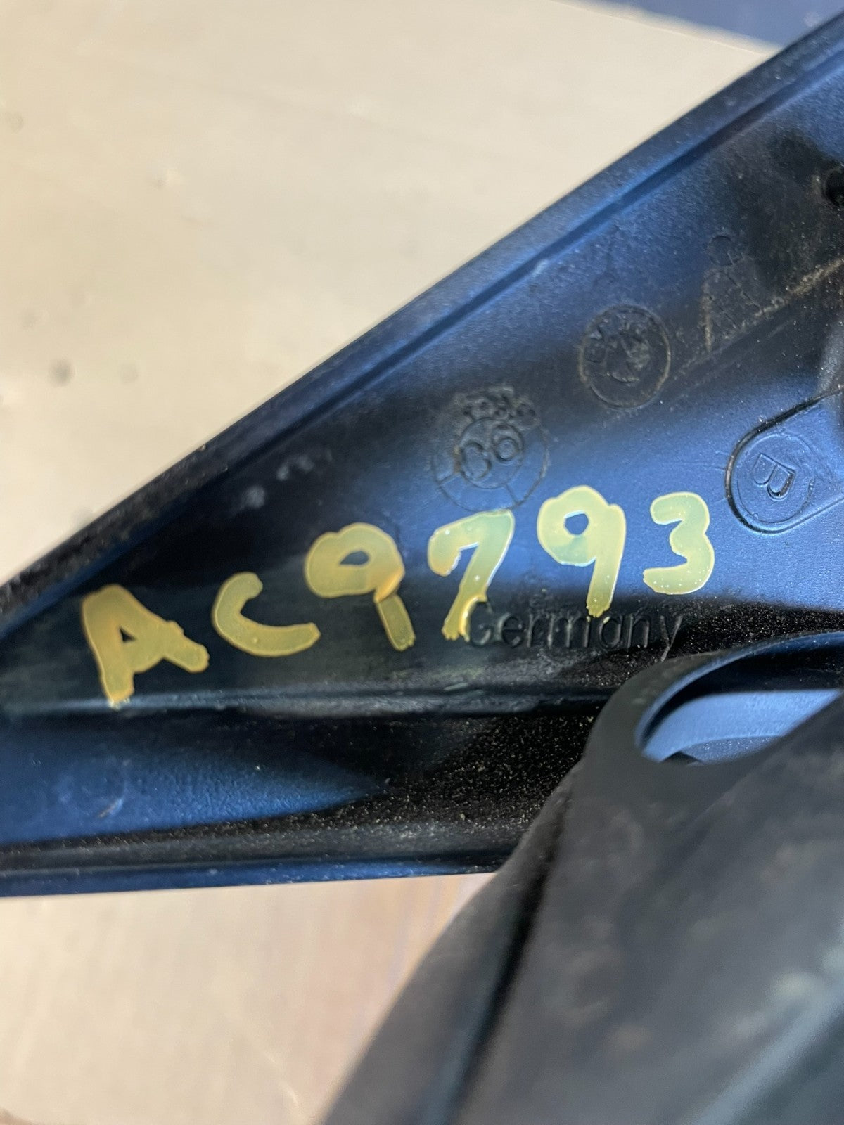 2006 - 2010 BMW 528i 530i 535i Left Driver LH Door View Mirror AC9793 DW10