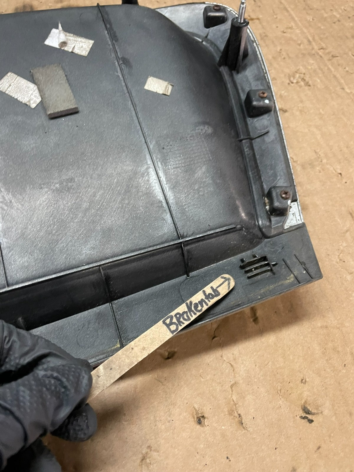 2007 to 2009 Kia Amanti Rear Panel Hatch Gate License Plate Oem Z5572 DG9