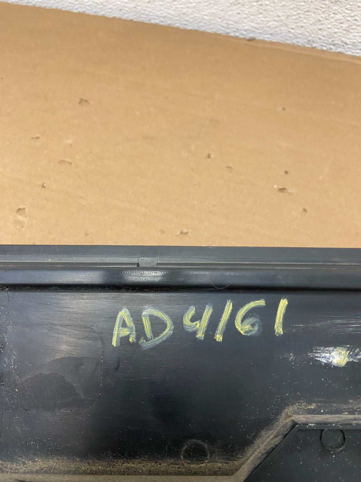 1996 1997 Toyota Corolla Center Trunk Rear Tail Light AD4161 DG9