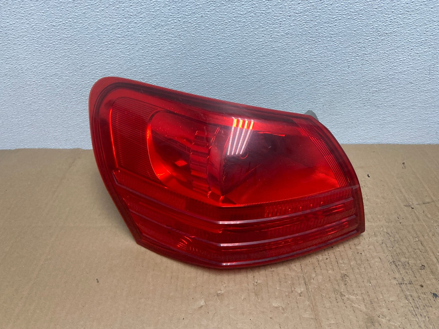 2008 to 2015 Nissan Rogue Left Driver Lh Side Tail Light OEM AB8229 LK0