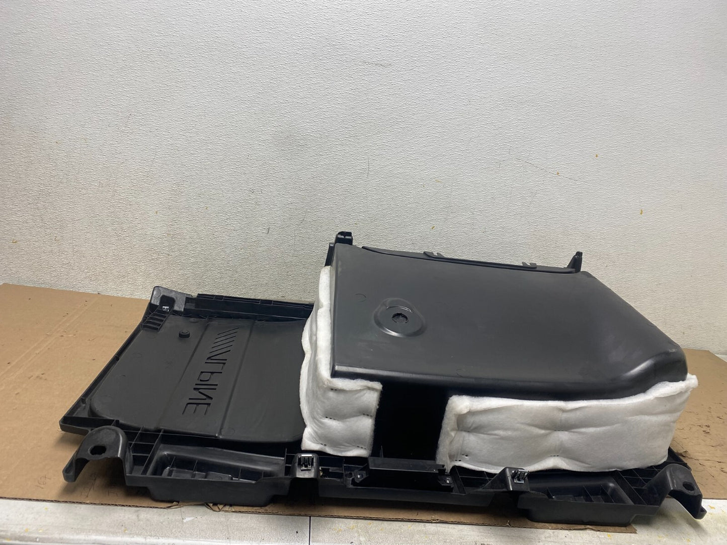 2011 Dodge Durango Rear Cargo Frame Alpine J1492 PS7