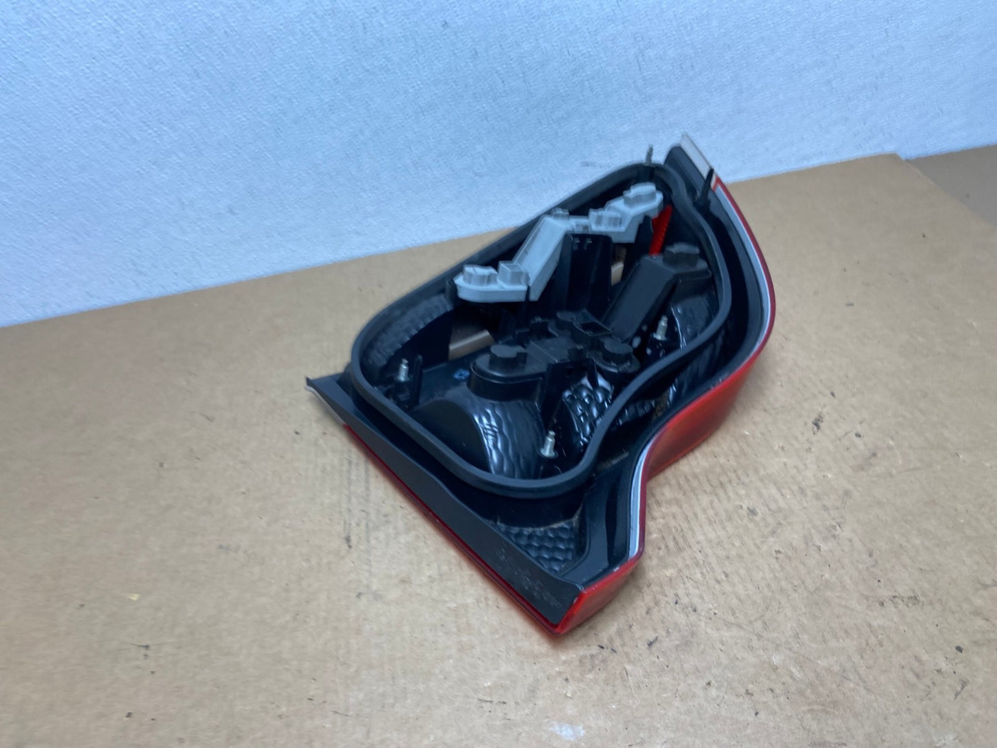 2005 to 2009 Volvo S60 Right Passenger Side Tail Light Oem AC2907 LK3