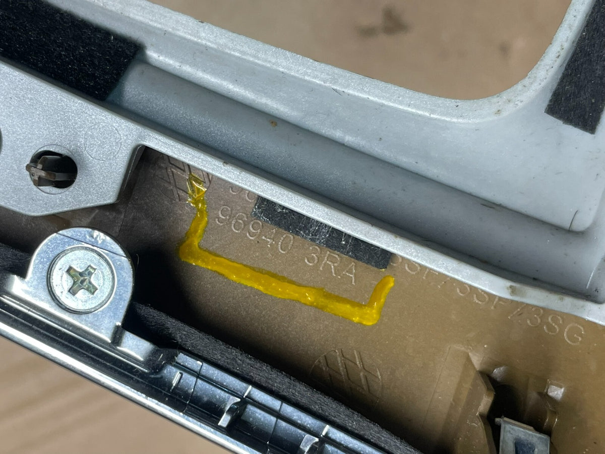 2013 to 2016 Nissan Sentra Center Console Shifter Floor Trim Bezel i5589 DG7