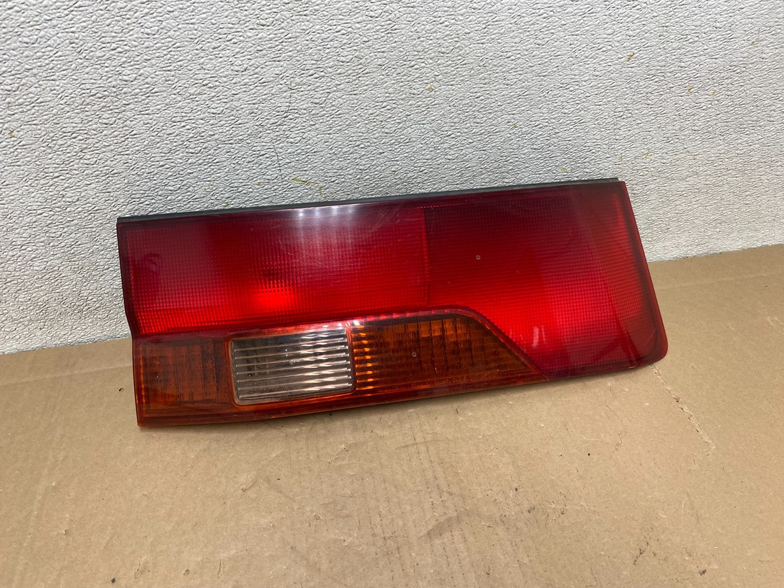 1999 2000 2001 Honda Odyssey Left Driver LH Tail Light Inner Oem S0249 DW0