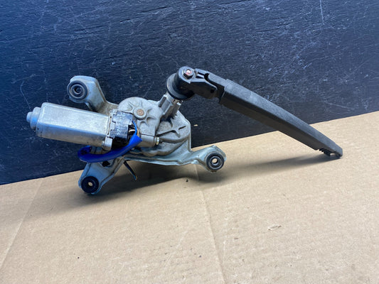2011 - 2013 Kia Sorento Rear Glass Windshield Wiper Motor AE8256 DG0