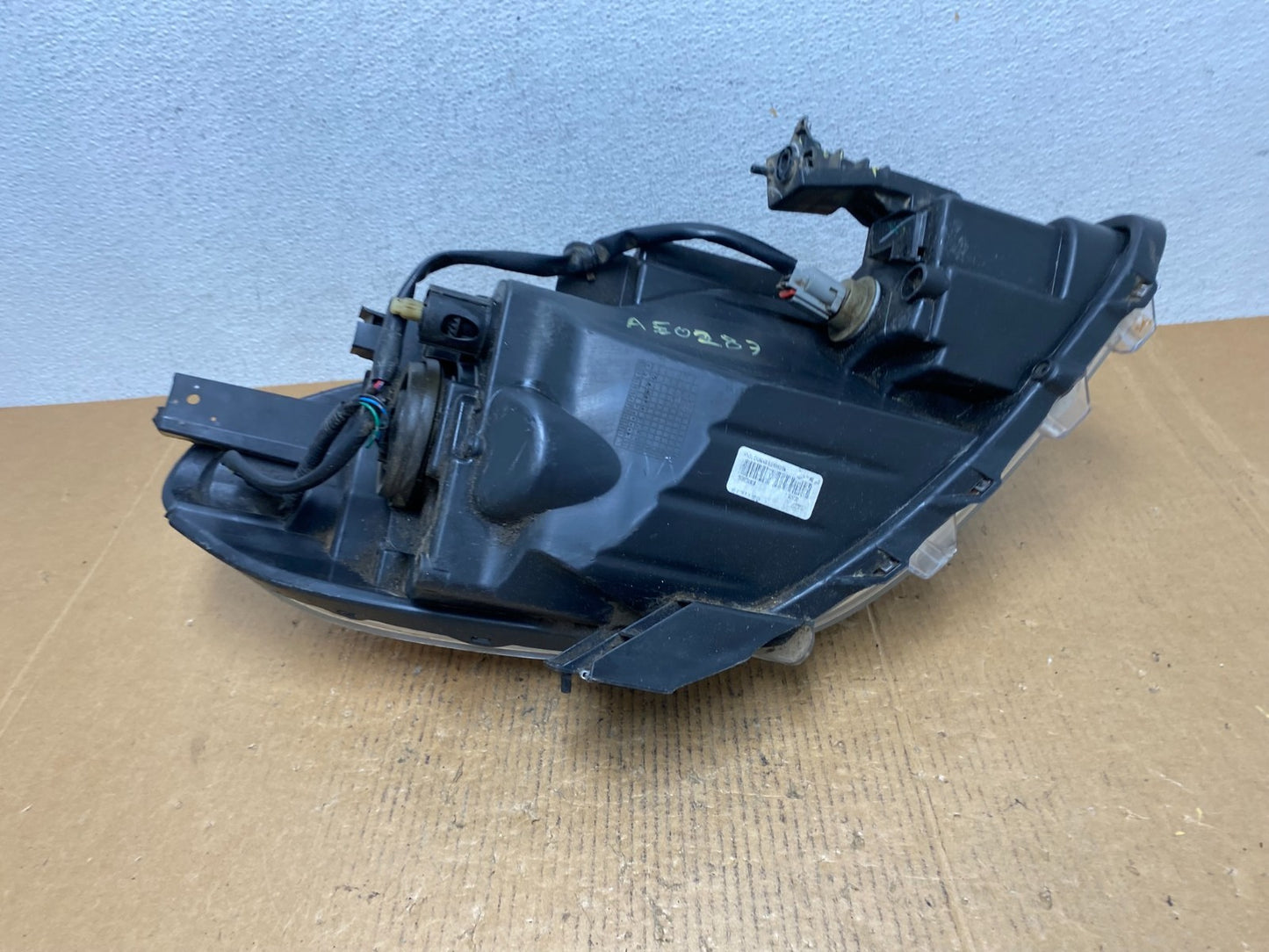 2012 2013 2014 Nissan Versa Sedan Headlight Left Driver LH AE0287 DW9