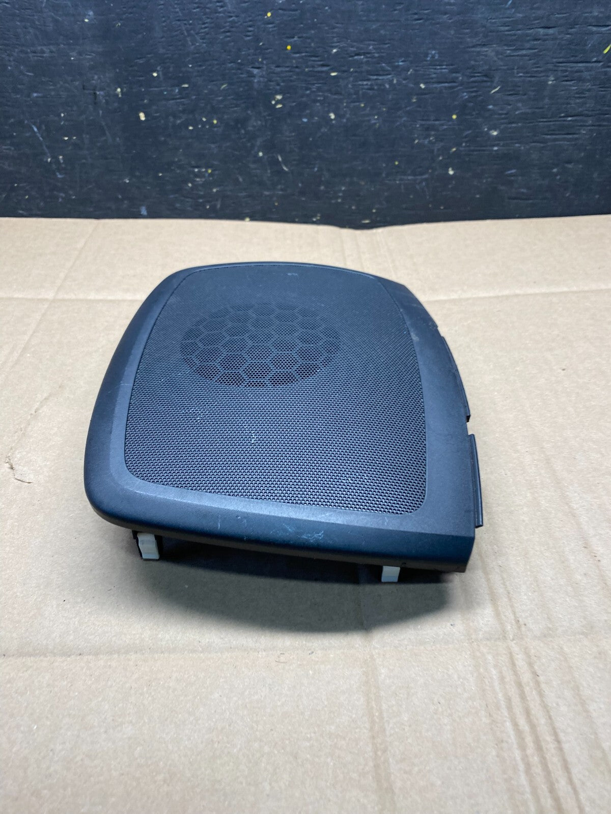 2010-2012 Hyundai Genesis Coupe Dash Center Upper Speaker Cover o7241 DG2