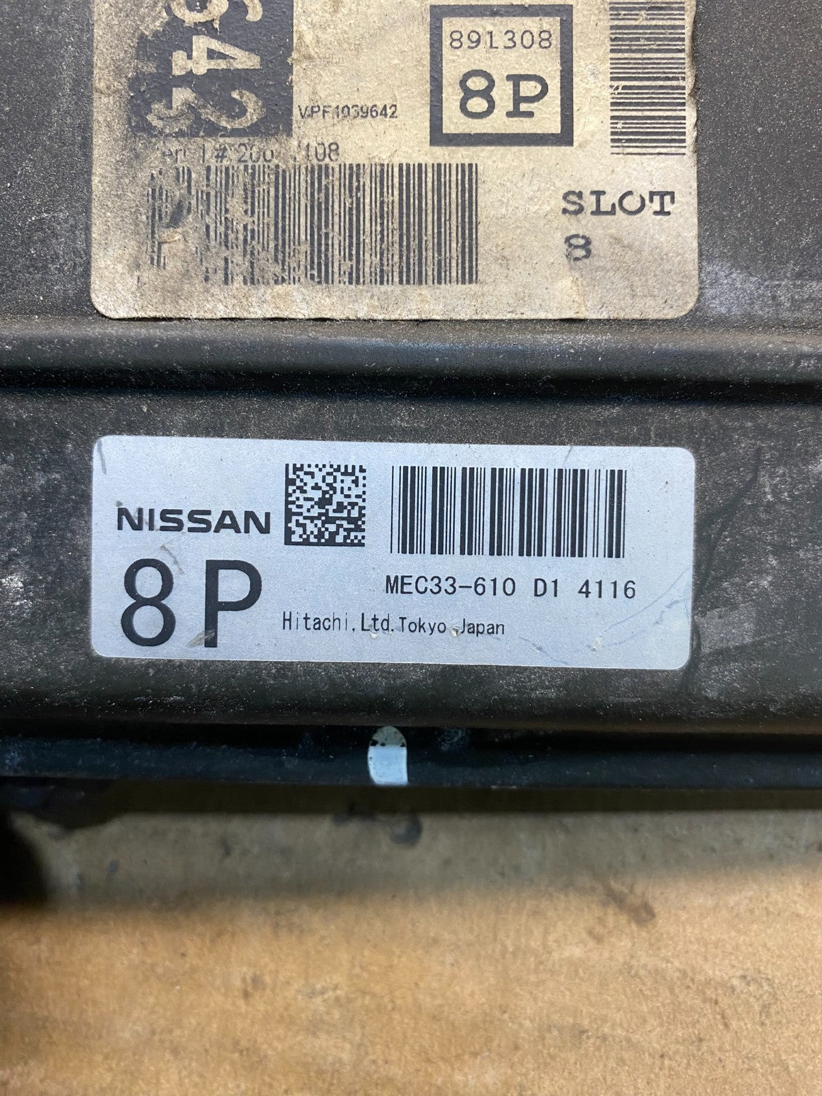 2004 Nissan Titan Ecm Ecu Engine Control Computer MEC33-610 D1 AD3517 DG2