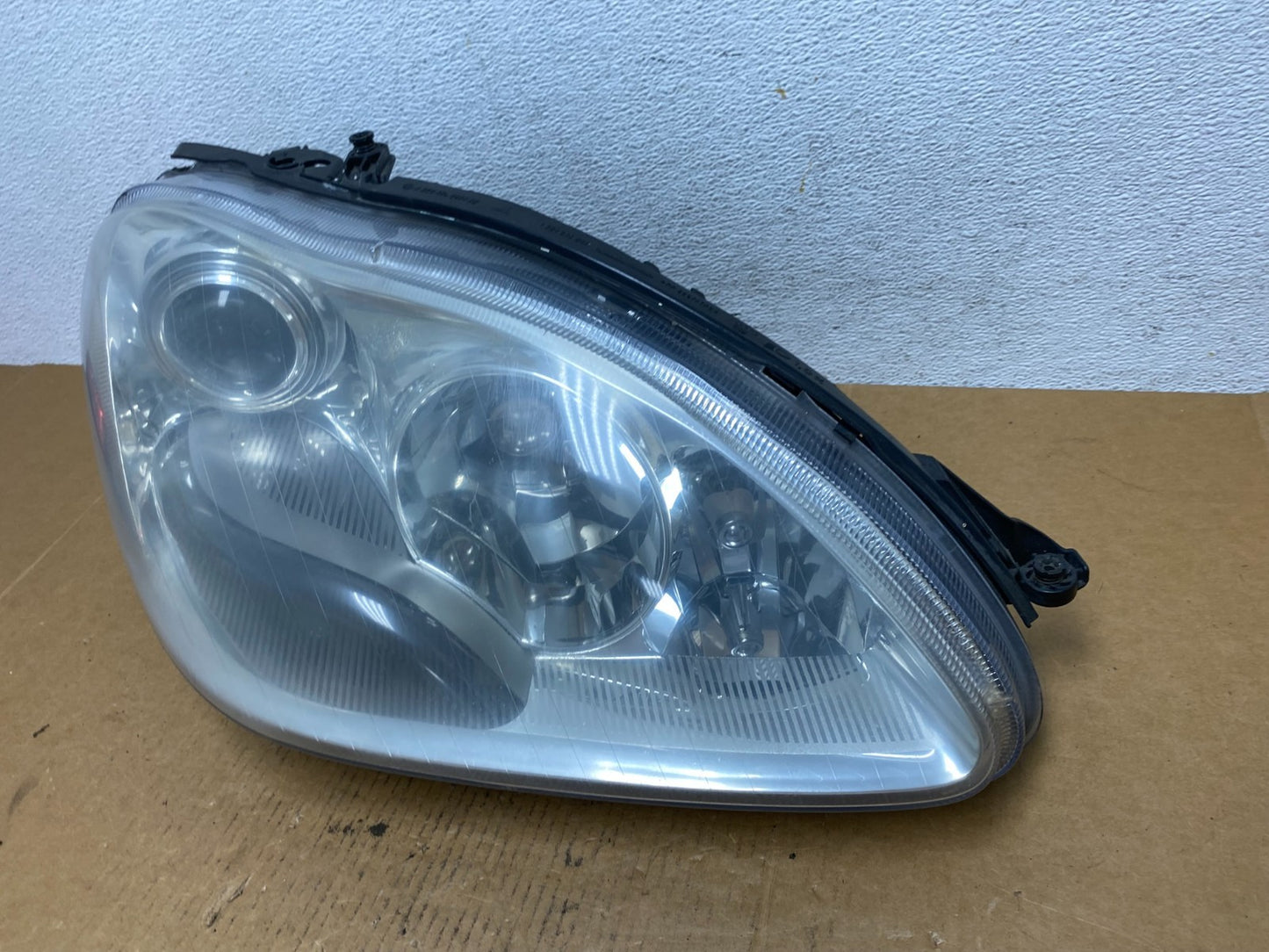 Halogen 2003 to 2006 Mercedes S-Class Right Passenger RH Headlight AD9257 DW1